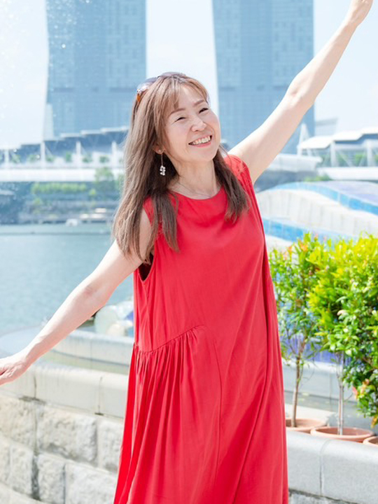 恒吉いづみ